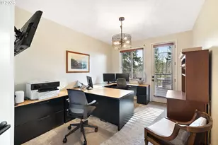 4302 SW Terlyn Ct, Portland, OR 97221 - Photo 31