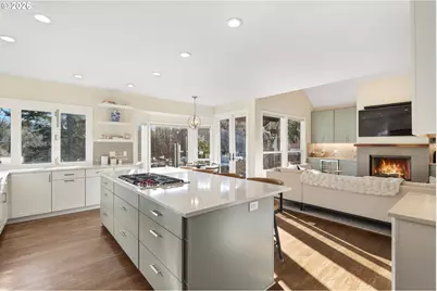 4302 SW Terlyn Ct, Portland, OR 97221 - Photo 13