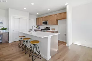 2289 W 10th Ave, Junction City, OR 97448 - Photo 3