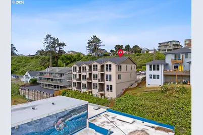 811 SW 13th St, Newport, OR 97365 - Photo 43