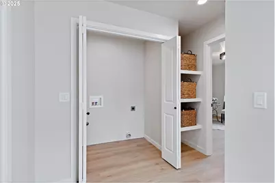 811 SW 13th St, Newport, OR 97365 - Photo 19