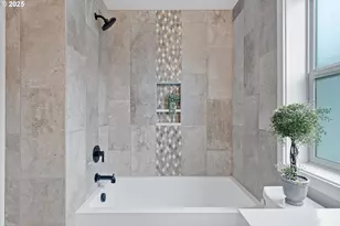 811 Southwest 13th Street, Newport, OR 97365 - Photo 23