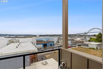 811 SW 13th St, Newport, OR 97365 - Photo 15