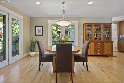1847 Woodland Ter, Lake Oswego, OR 97034 - Photo 9