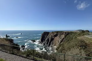 1305 Moore St, Brookings, OR 97415 - Photo 3