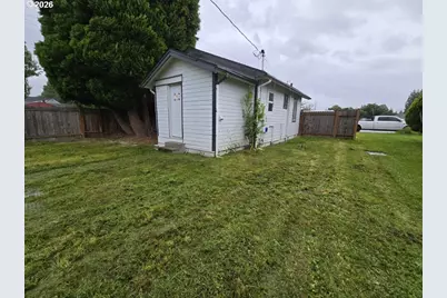 365 26th Ave, Longview, WA 98632 - Photo 3