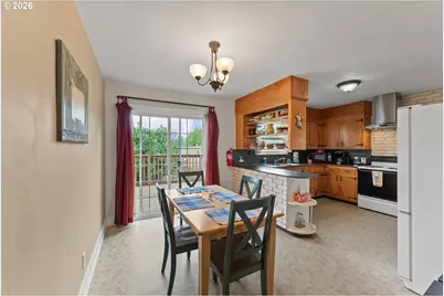 439 W Agee St, Roseburg, OR 97471 - Photo 9