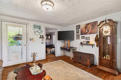 943 NE 7th St, Clatskanie, OR 97016 - Photo 3