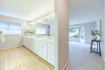 982 Shaughnessy Ln, Eugene, OR 97401 - Photo 23