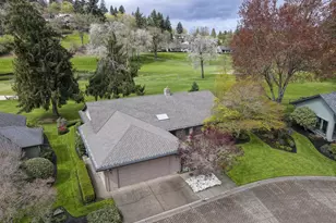 982 Shaughnessy Ln, Eugene, OR 97401 - Photo 45