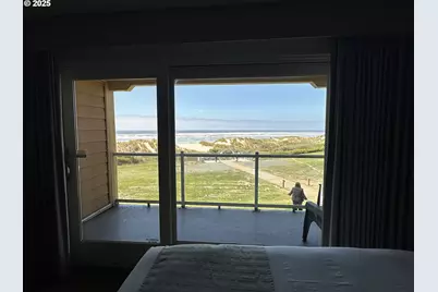 88416 1st Ave #303, Florence, OR 97439 - Photo 15