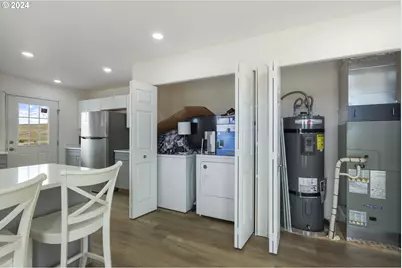 1602 Centerville Hwy, Centerville, WA 98613 - Photo 13