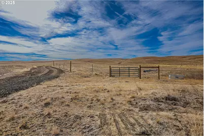 1602 Centerville Hwy, Centerville, WA 98613 - Photo 27