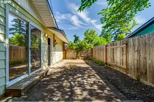 310 E 48th Ave, Eugene, OR 97405 - Photo 15