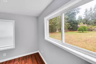 14125 SE Division St, Portland, OR 97236 - Photo 11