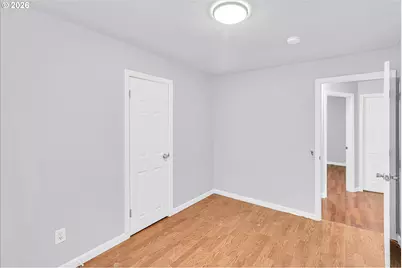 14125 SE Division St, Portland, OR 97236 - Photo 13