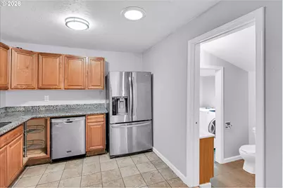 14125 SE Division St, Portland, OR 97236 - Photo 7