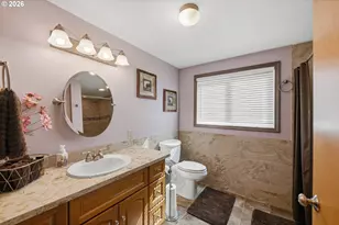 1024 Noble Ave, Coos Bay, OR 97420 - Photo 25