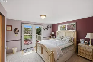 1024 Noble Ave, Coos Bay, OR 97420 - Photo 29