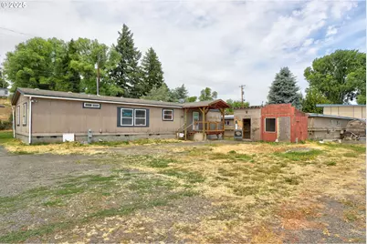 309 Main St, Moro, OR 97039 - Photo 1