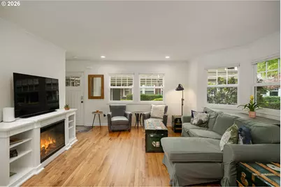 2555 NW Savier St #18, Portland, OR 97210 - Photo 3