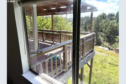 63474 3rd Rd, Coos Bay, OR 97420 - Photo 5