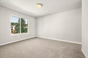 165 NW Mawrcrest Ave, Gresham, OR 97030 - Photo 9