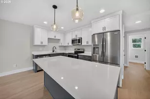 10965 NE Wygant St, Portland, OR 97220 - Photo 9