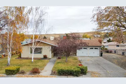 2050 Birch St, Baker City, OR 97814 - Photo 1