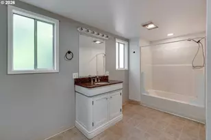 481 S Pine St, Canby, OR 97013 - Photo 13