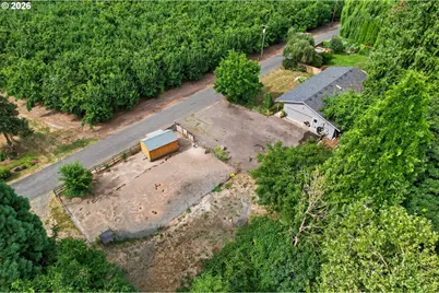 8951 S Good Ln, Canby, OR 97013 - Photo 13