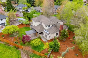 2520 NW Pinehurst Dr, McMinnville, OR 97128 - Photo 39