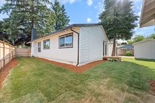 12875 SW Dale Cir, Beaverton, OR 97008 - Photo 41