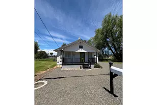 517 W Greenwood St, Enterprise, OR 97828 - Photo 3