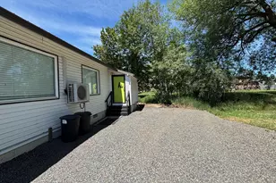 517 W Greenwood St, Enterprise, OR 97828 - Photo 17