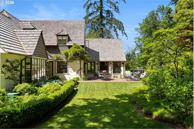 5050 SW Hilltop Ln, Portland, OR 97221 - Photo 7