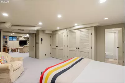 5050 SW Hilltop Ln, Portland, OR 97221 - Photo 37