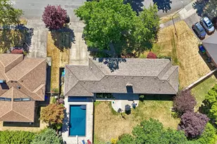 720 NE 107th Pl, Portland, OR 97220 - Photo 47