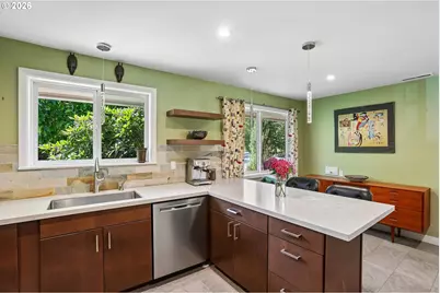 720 NE 107th Pl, Portland, OR 97220 - Photo 15