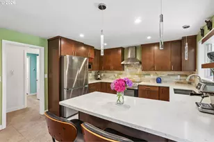 720 NE 107th Pl, Portland, OR 97220 - Photo 13