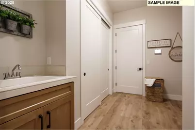 4749 NW 71st Ave, Camas, WA 98607 - Photo 9