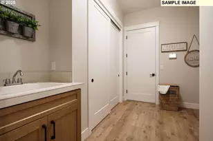 4749 NW 71st Ave, Camas, WA 98607 - Photo 9