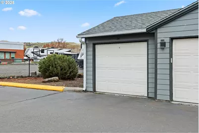 260 Lone Pine Ln #8, The Dalles, OR 97058 - Photo 35
