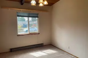 1466 W Fairview Dr, Springfield, OR 97477 - Photo 9