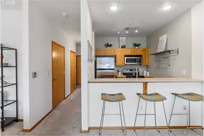 1125 NW 9th Ave #405, Portland, OR 97209 - Photo 11