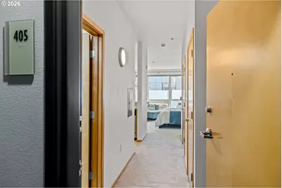 1125 NW 9th Ave #405, Portland, OR 97209 - Photo 3