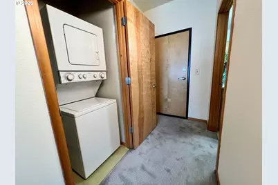 1125 NW 9th Ave #405, Portland, OR 97209 - Photo 23