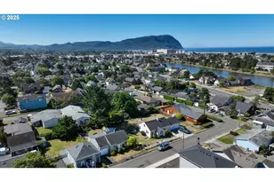 845 9th Ave, Seaside, OR 97138 - Photo 3