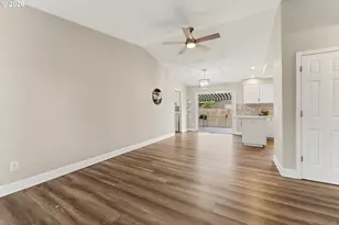 1735 Plateau St NE, Salem, OR 97305 - Photo 5