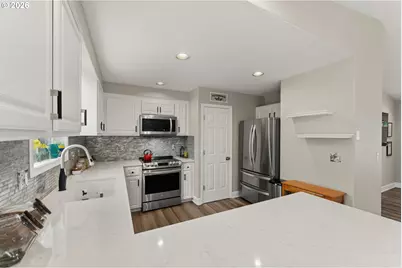 1735 Plateau St NE, Salem, OR 97305 - Photo 13